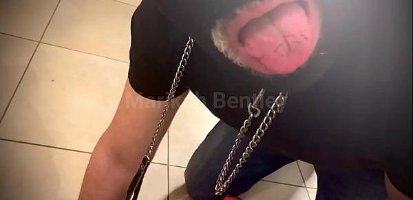  Mistress Marikah Bentley in TORNO A CASA CON IL MIO CANE AL GUINZAGLIO